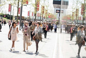 Shoppers outside LDO