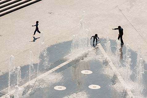 2006 Arena Square opens